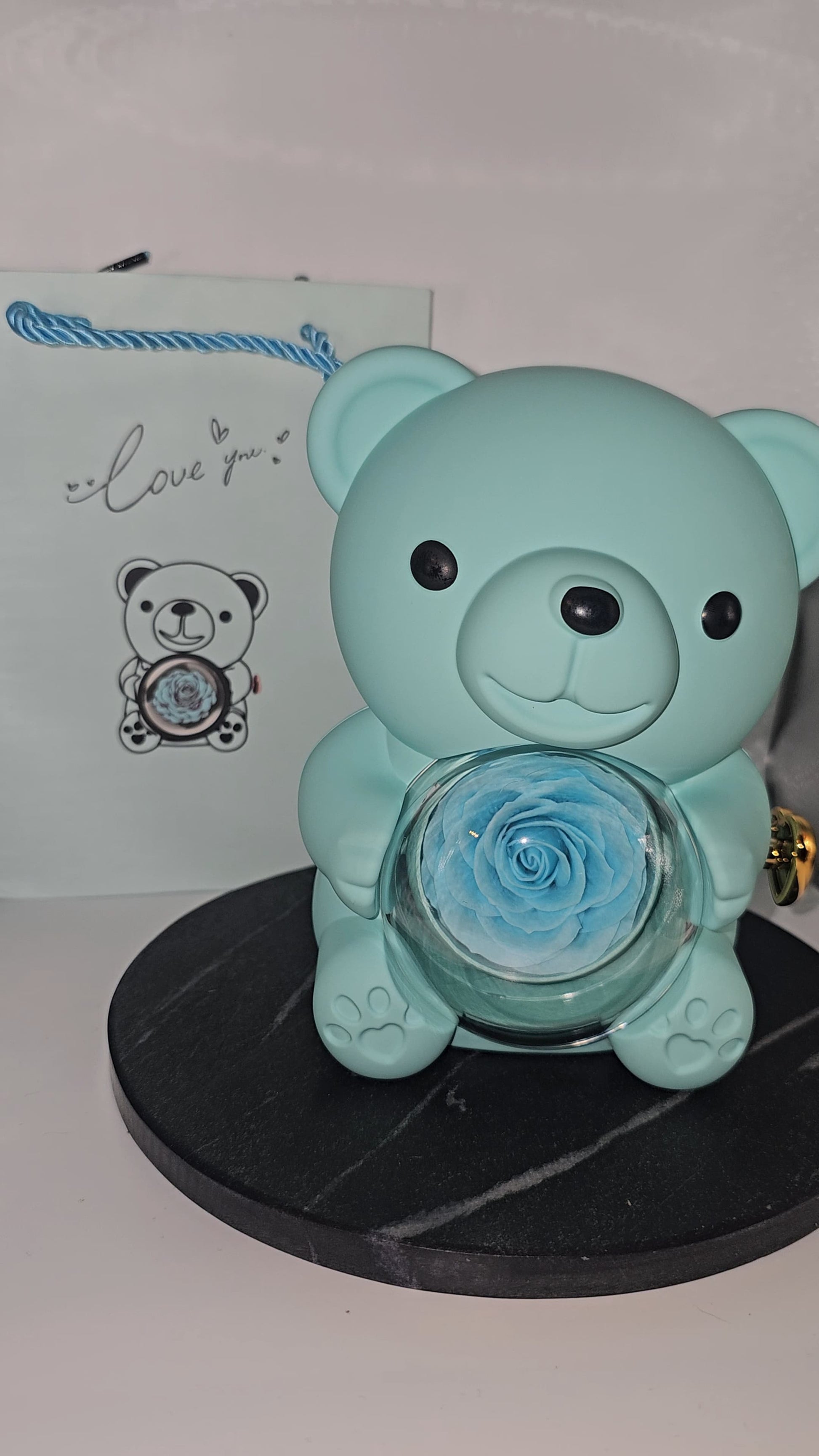 Kleiner Bär babyblau mit Rose und Kette - Mein Shop